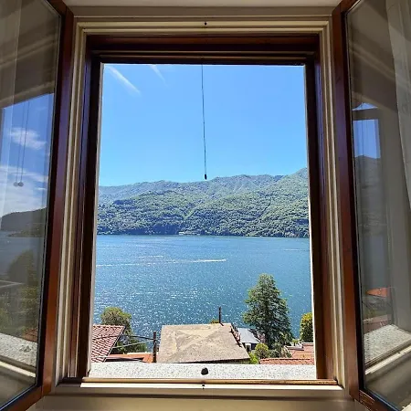 Cristoforis View House Hébergement de vacances Carate Urio