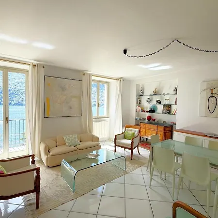 Cristoforis View House * Carate Urio